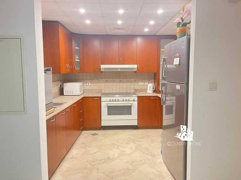 12 Ready to Move in | Large 2 Bed | Equipped Kitchen