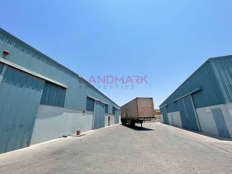 6 000 SQFT Warehouse in Al Qouz Industrial 1