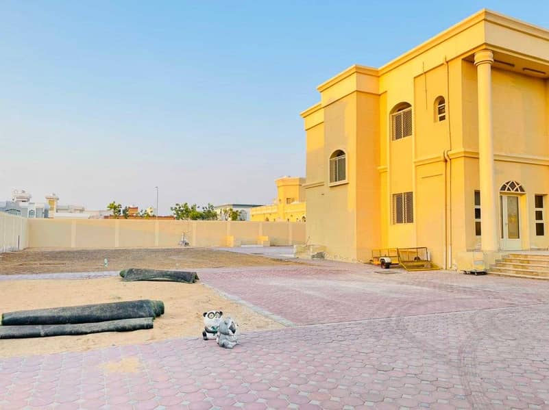 3 BEDROOMS HAL MAJLIS 15000SQFT RENT 85000AED YEARLY ONLY FOR LOCALS