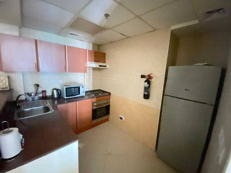 8 SO |Motivated seller | 1BR+ Balcony | Gas & AC Free