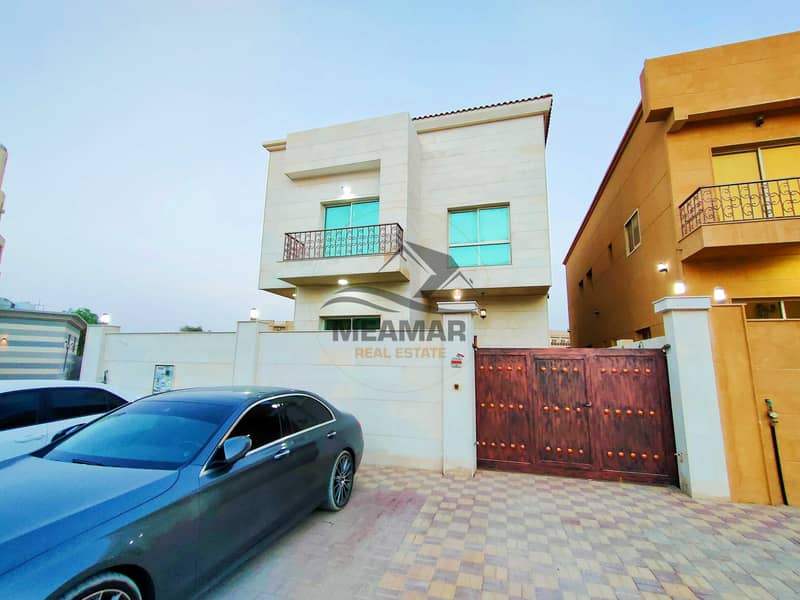 Villa for sale with electricity, water and air conditioners, a villa in the Al Mowaihat area, 3 corner villa, a stone face, super deluxe finishing,