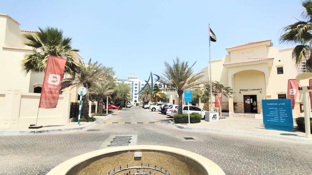 28 NO Commission| 12 Payments|Yas Mall Voucher 4 bedroom villa