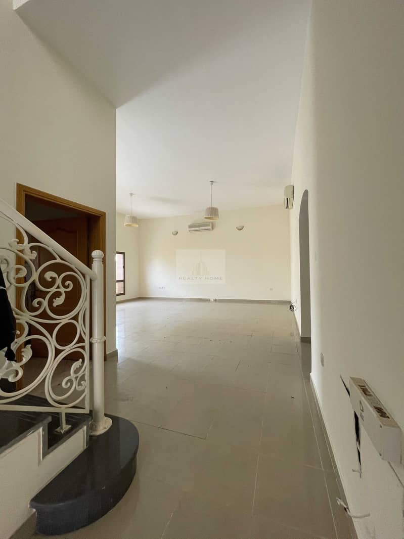 14 Villa for rent 8 bed 6 Mastar bedroom 4 bed downstairs quality villa al Rasidiya