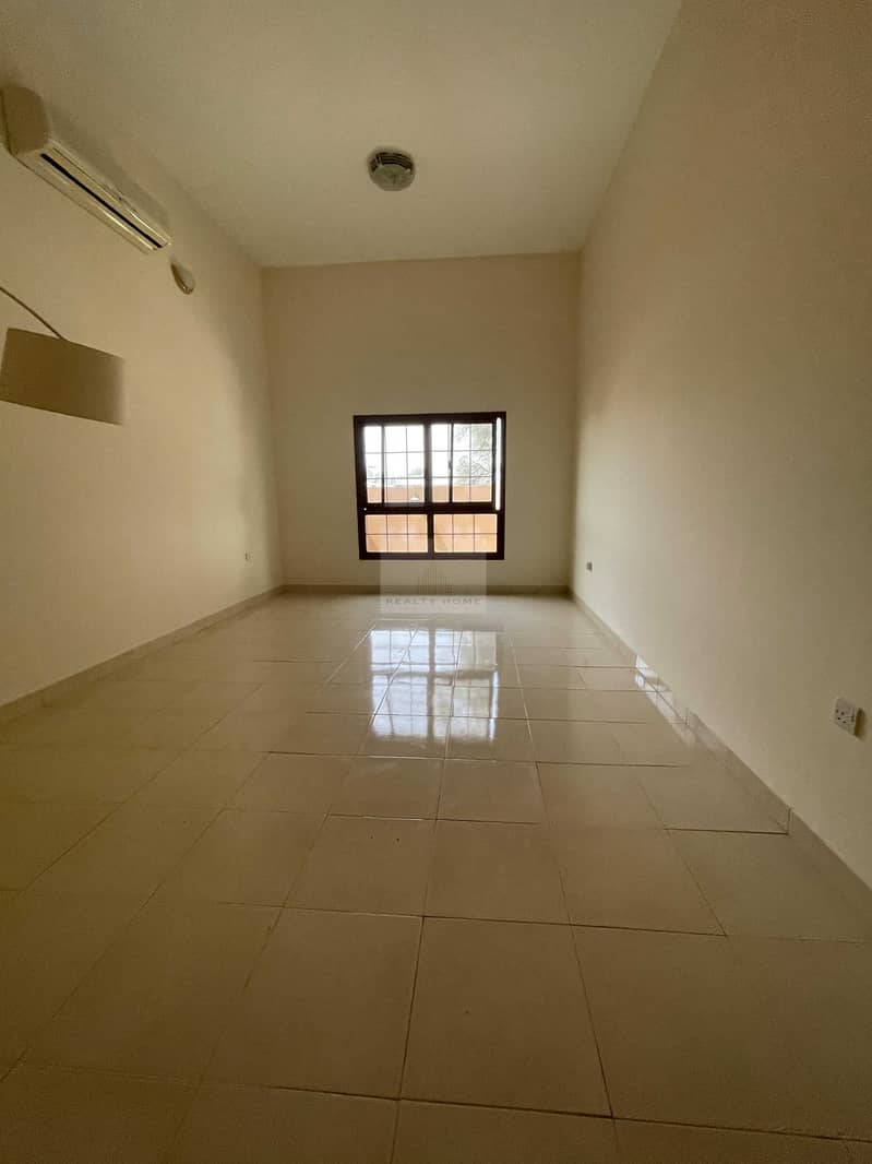 17 Villa for rent 8 bed 6 Mastar bedroom 4 bed downstairs quality villa al Rasidiya