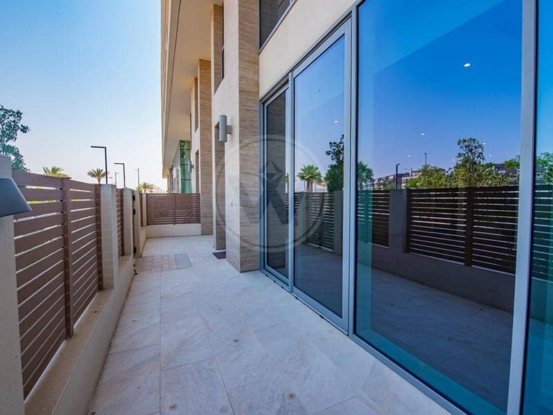 13 Sea View Townhouse|Private Garden|2 Parking