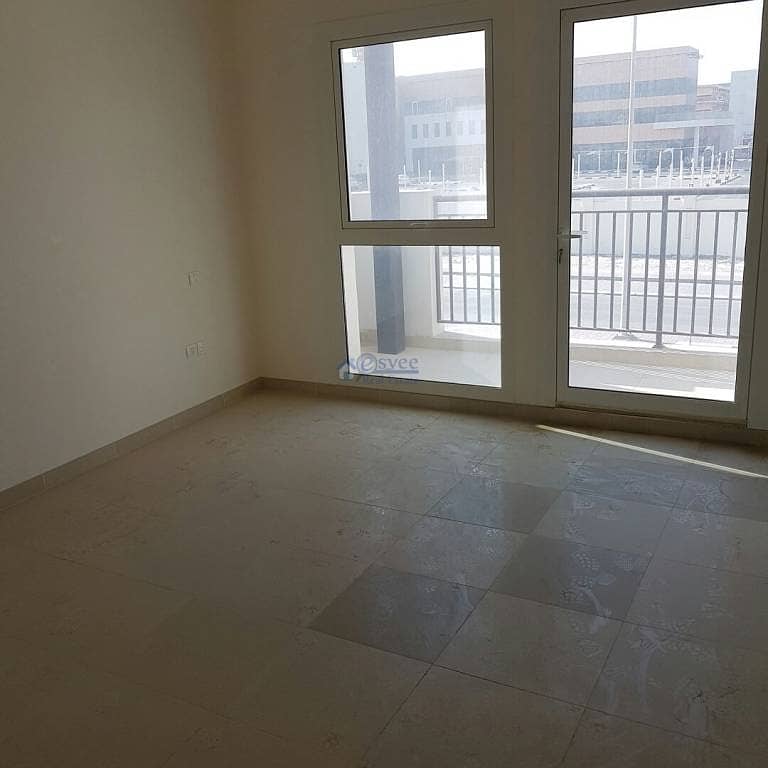 5 bedroom townhouse for sale in Al Khail Heights