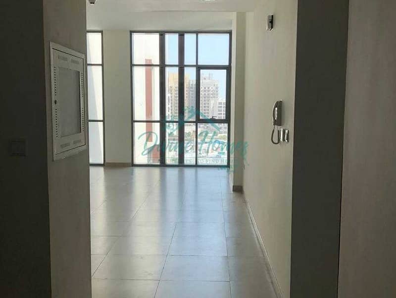 3 Pool and Canal View | Parking | Balcony | Vacant