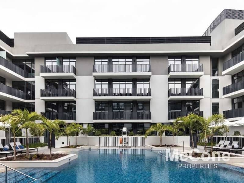 10 Genuine Resale | Great Investment | Contemporary