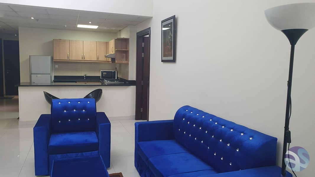 10 Branded Fully Furnished| Balcony| Multiple Chqs | Monthly