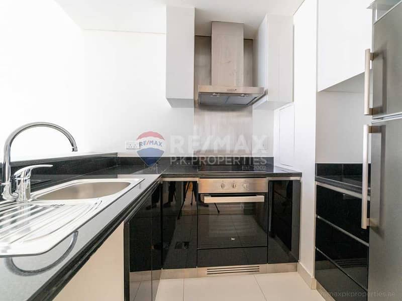 6 Brand New 1 Bed | Vacant | Sea View