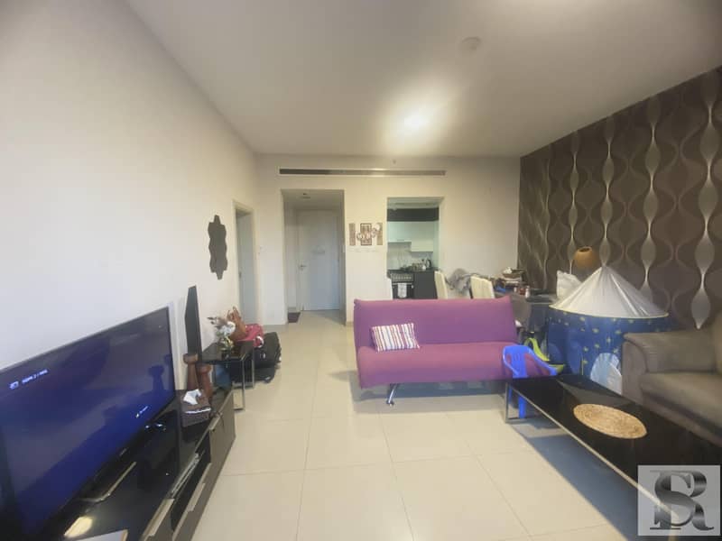 6 Spacious 1 BR | Pool View | AED 500 K