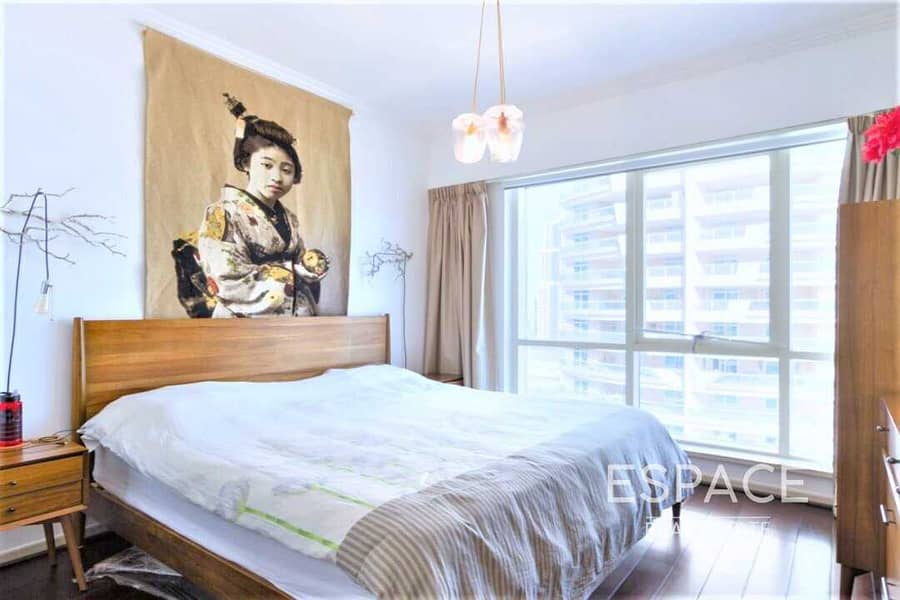 7 2 Bed | Upgraded Floors | Marina View