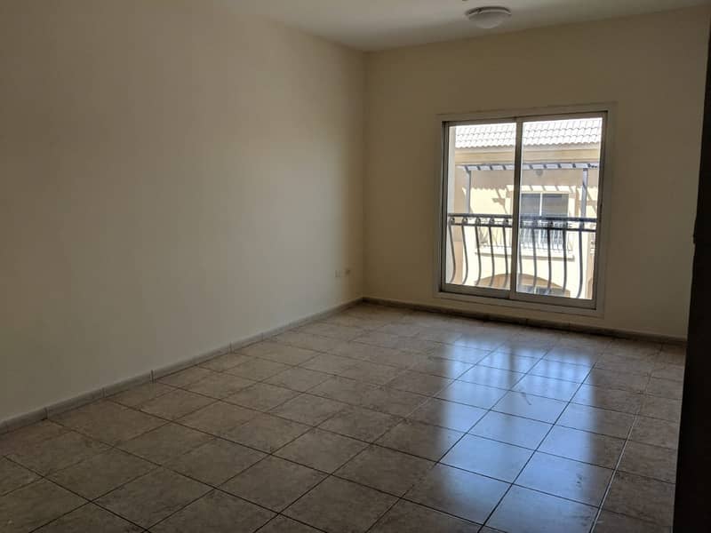 2 Spacious 2 Bed + Study | Community View | Vacant