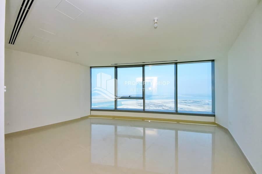 Exclusive Deal for Iconic Sea View  High Floor Apt