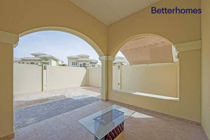 5 Great Deal |5 beds Villa with Driver Room | Garden