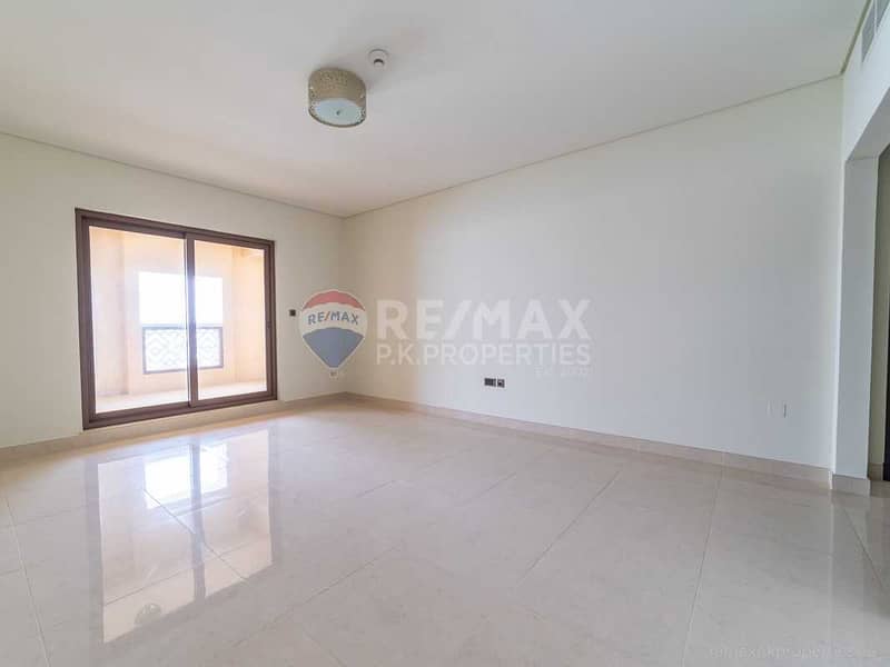 6 Vacant| Spacious 2 BR + Maids | See and Palm Views
