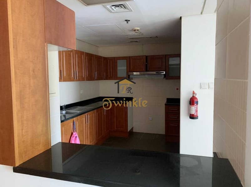 3 Spacious well-designed 1BR apartment available  Lakeside Residence.