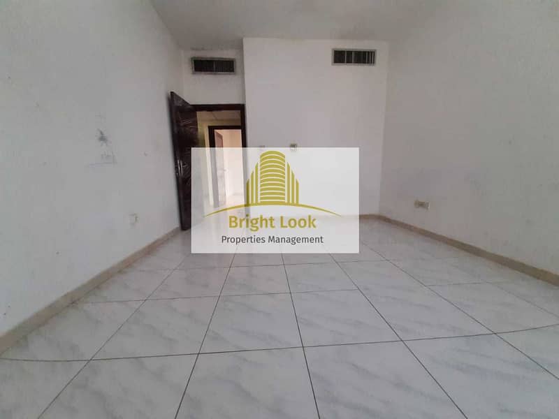 5 Well Maintained 3 BHK with  Balcony | 55