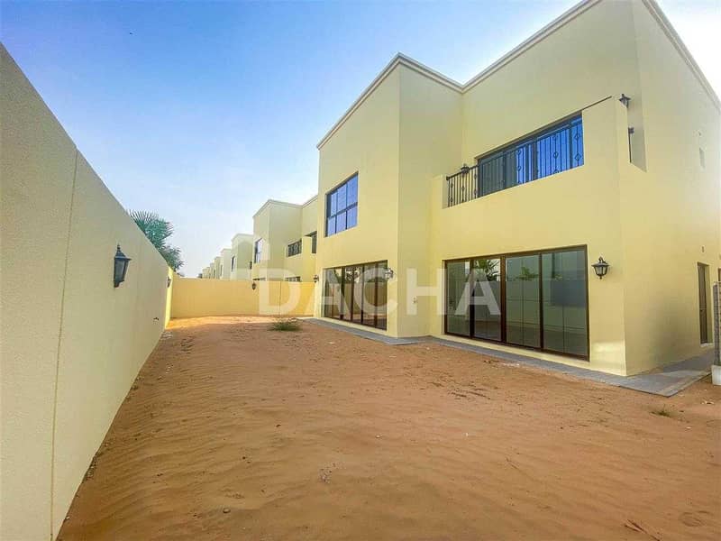 9 Spacious 4 Bed + Maids/ Large Terrace / Brand New