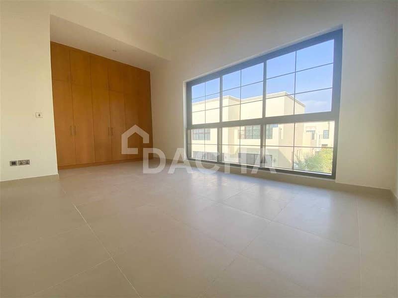 13 Spacious 4 Bed + Maids/ Large Terrace / Brand New