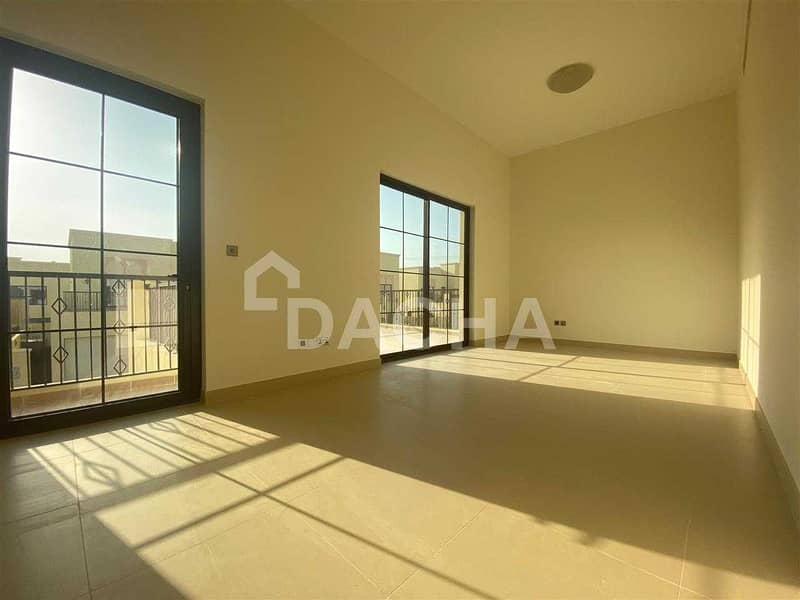 16 Spacious 4 Bed + Maids/ Large Terrace / Brand New