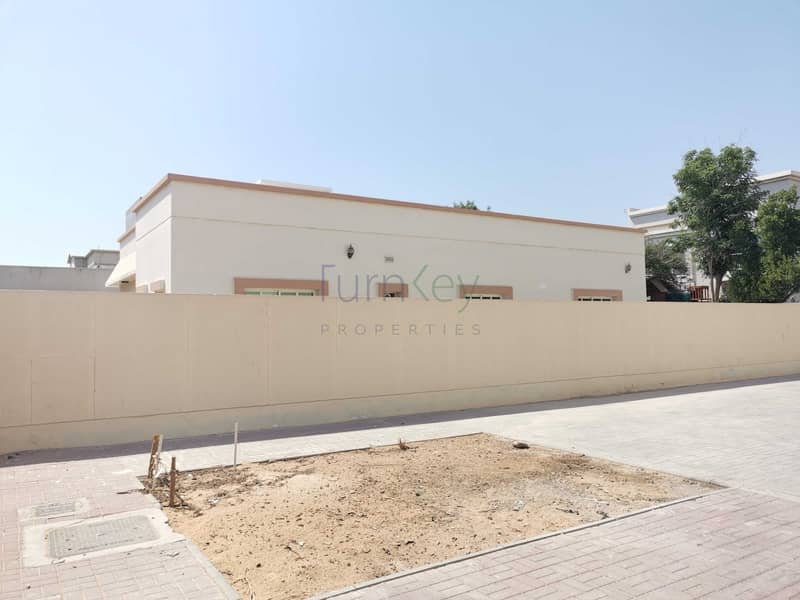 19 Three BedRoom Independant villa In Almanara