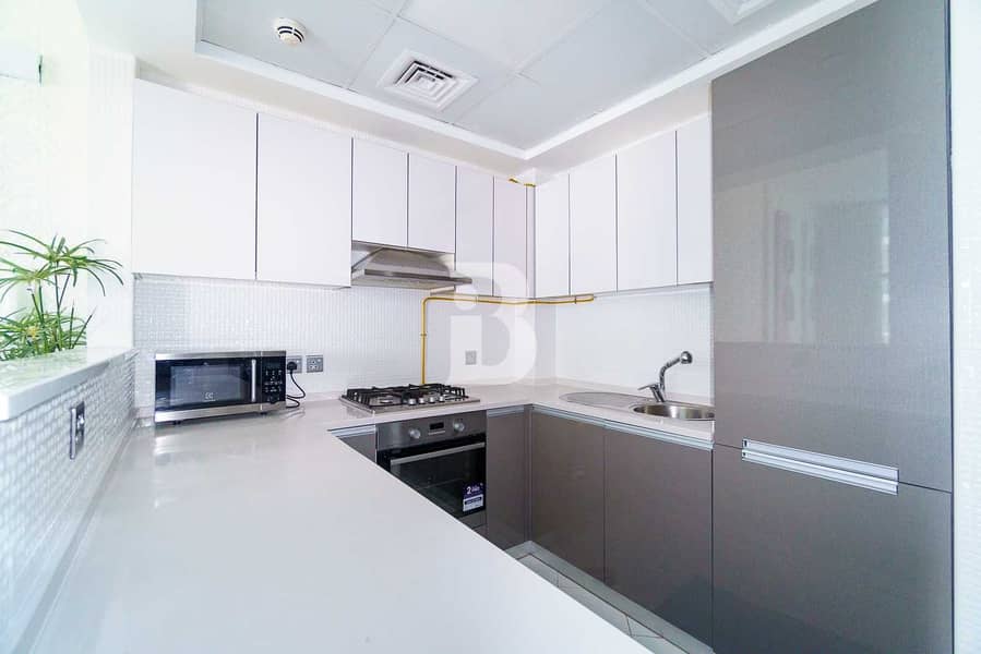 9 Glitz 3 Tower 2 |1 BR apartment for rent