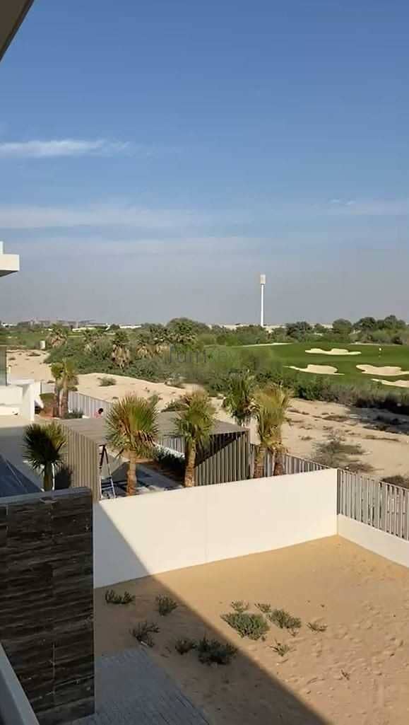 21 Vacant | On Golf Course 7 Bed | Large Plot