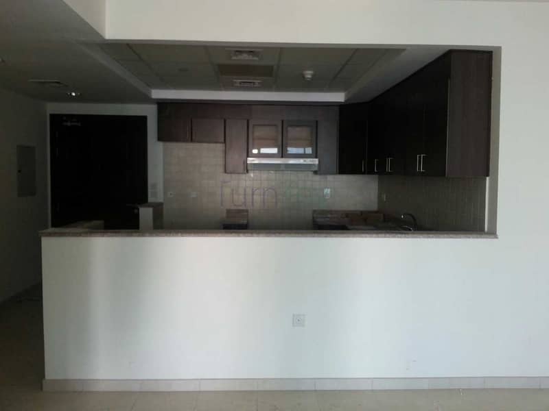 5 Well Maintained 2 Bedrooms | Burj View |