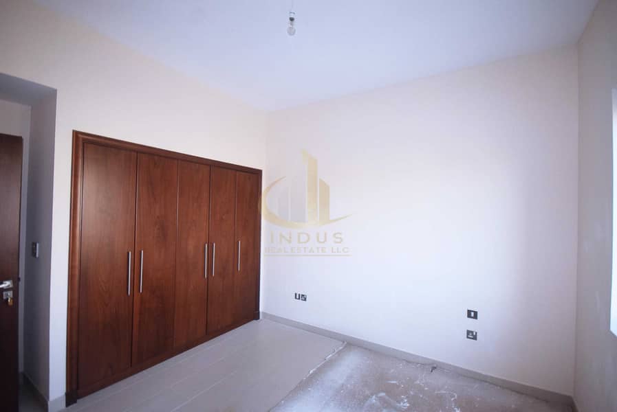 16 Opposite to Pool and Park | Excellent |Type 06|5BR+Maid