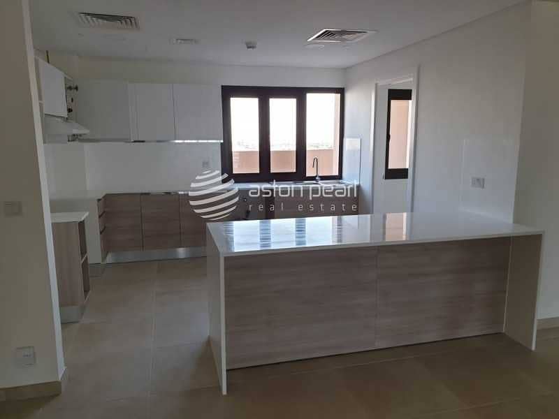 19 Unfurnished 4 Bedroom + Maids |  Community View |