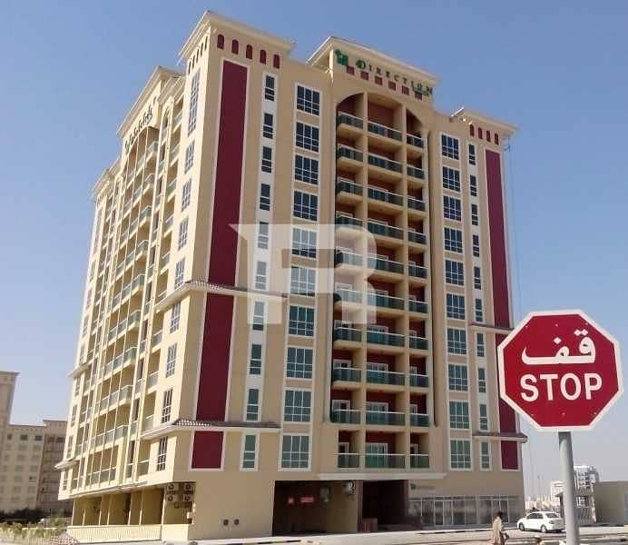 11 1 Br with Balcony & all amenities in DRC