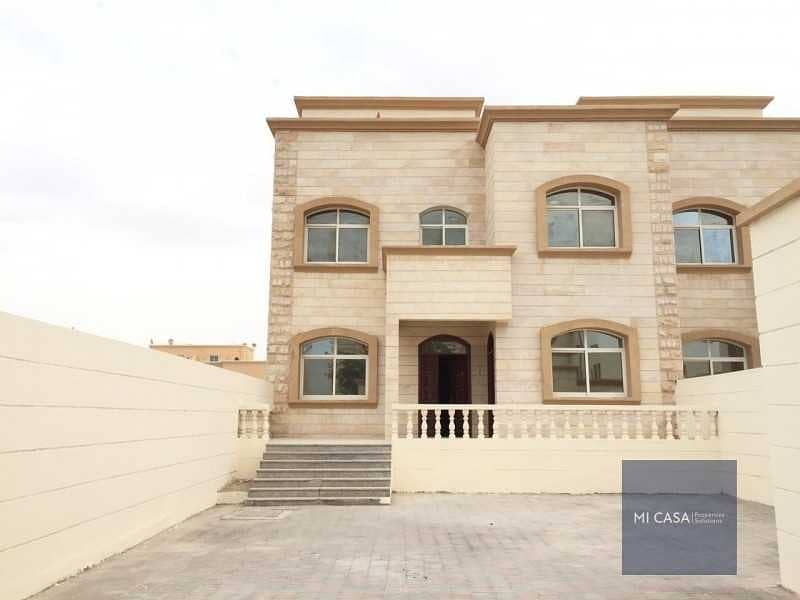 Separate entrance | Balcony + Maid & driver\'s room Separate entrance | Balcony + Maid & driver\'s room