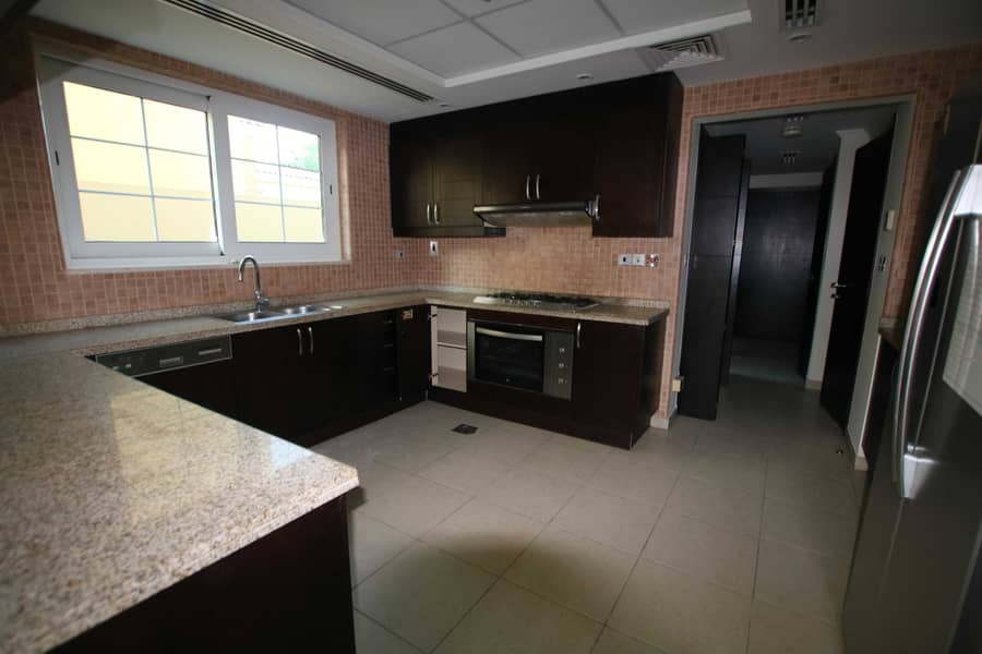 23 Well Maintained | 3 Bed + Maid | Legacy Small