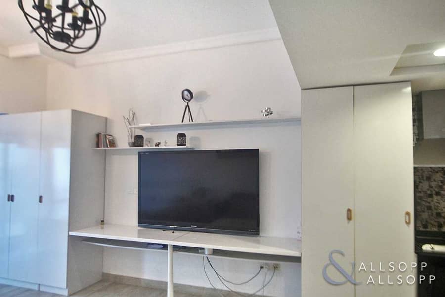 22 Studio | Furnished | Lake Almas East