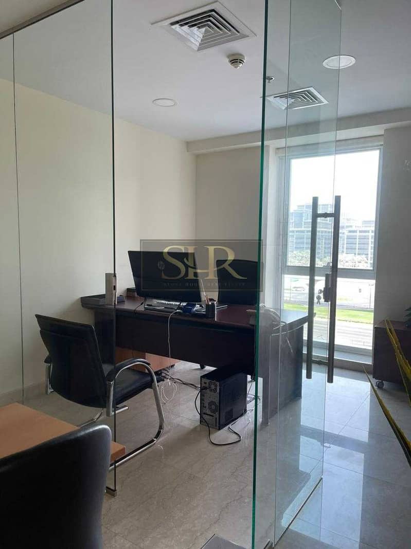 7 Huge Fitted Office | Well Organized | Near Metro