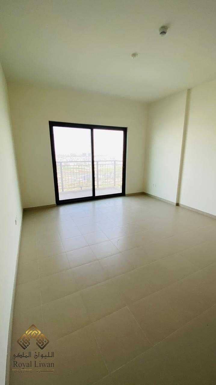 6 Brand New Apartment In Golf Views