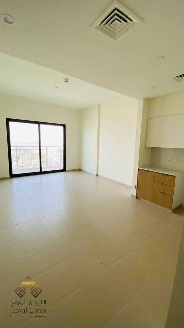 7 Brand New Apartment In Golf Views