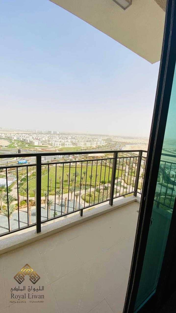 9 Brand New Apartment In Golf views