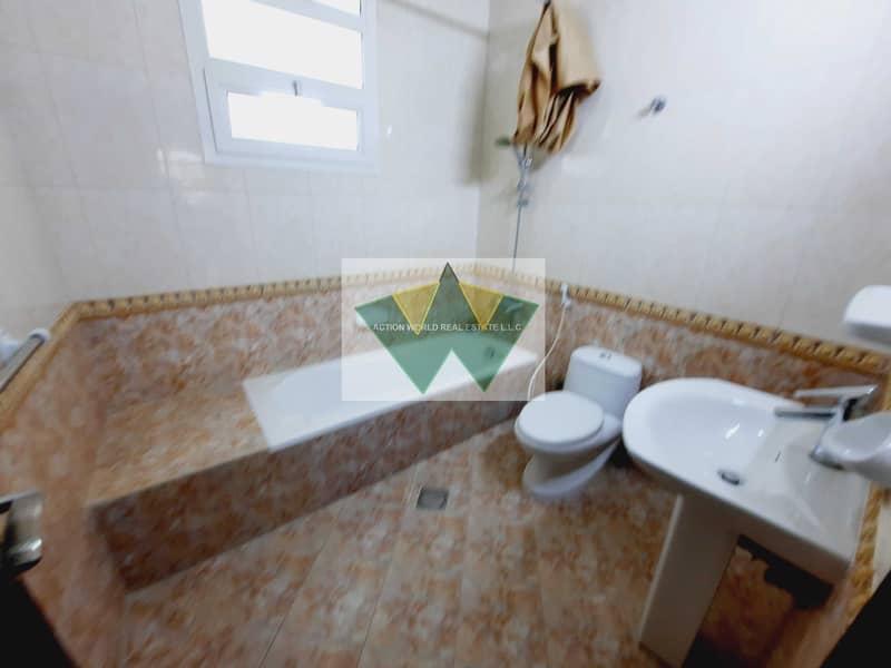 19 Well Maintained  5 M-Br Villa | Private Garden | Nice Yard