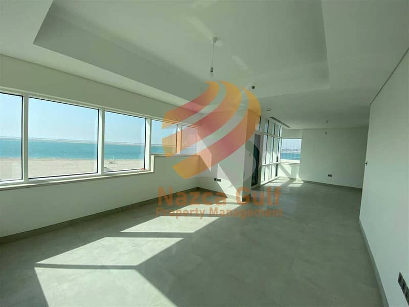 5 An Iconic Beautiful Apartment ! Sea View