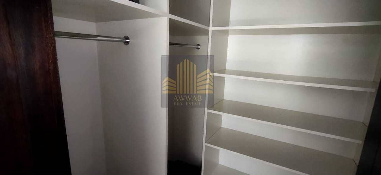 15 Chiller Free | Boulevard Views | Good condition apartment