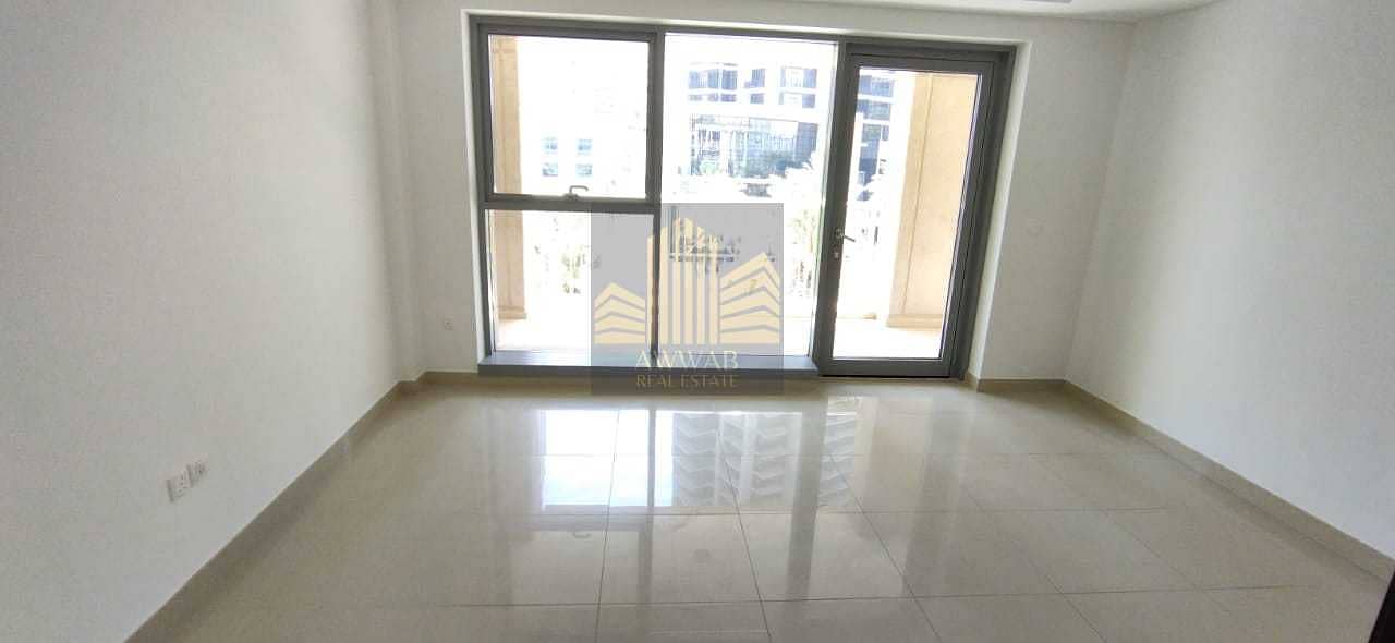 17 Chiller Free | Boulevard Views | Good condition apartment