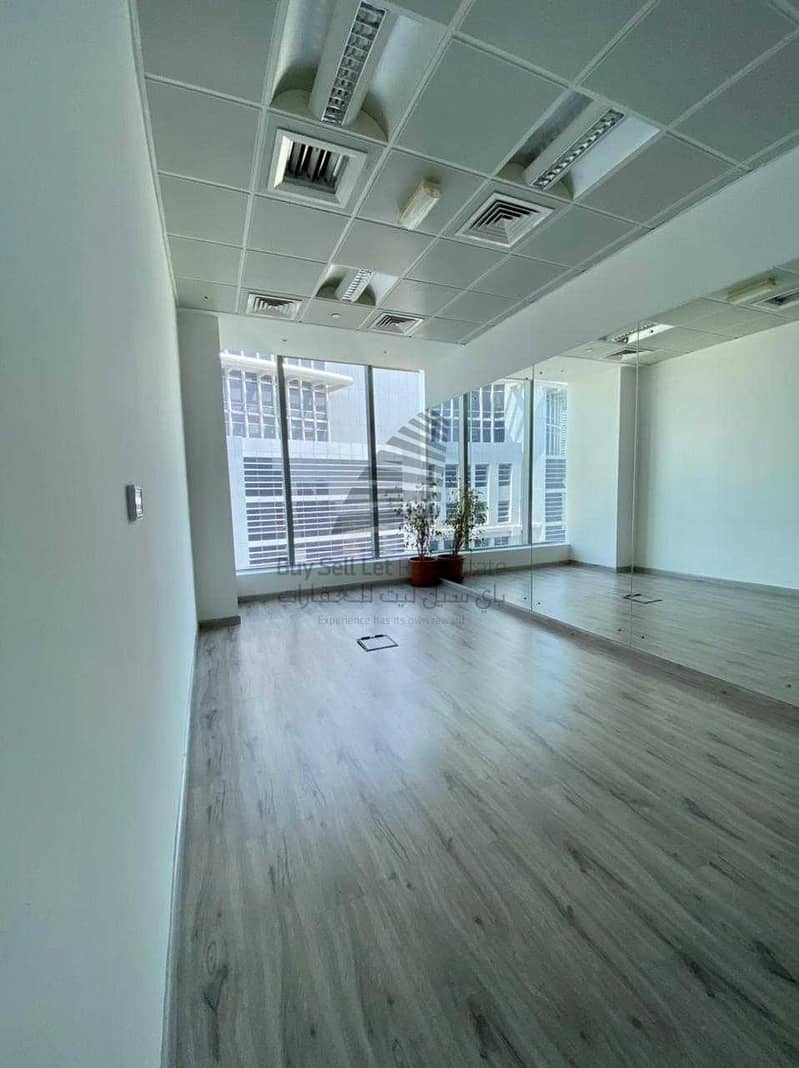 14 BRIGHT & SPACIOUS OFFICE WITH CANAL VIEW IN BAYSWATER TOWER BUSINESS BAY