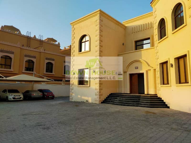 Great Deal Studio near Khalifa Market