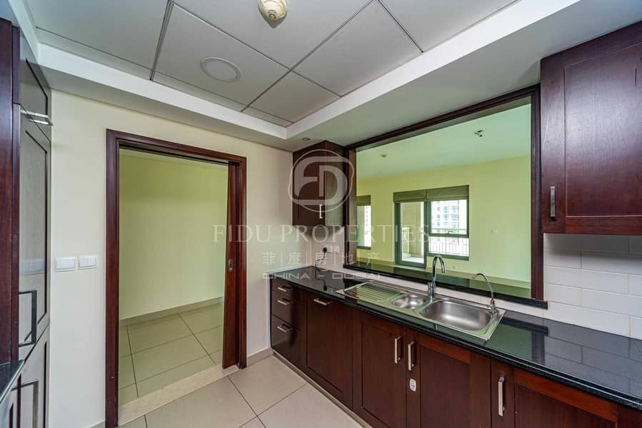 2 The largest 2 Bed | Front facing | Fountain view