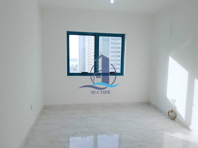 6 Best Price 3 BR Apartment with Balcony and Free Parking