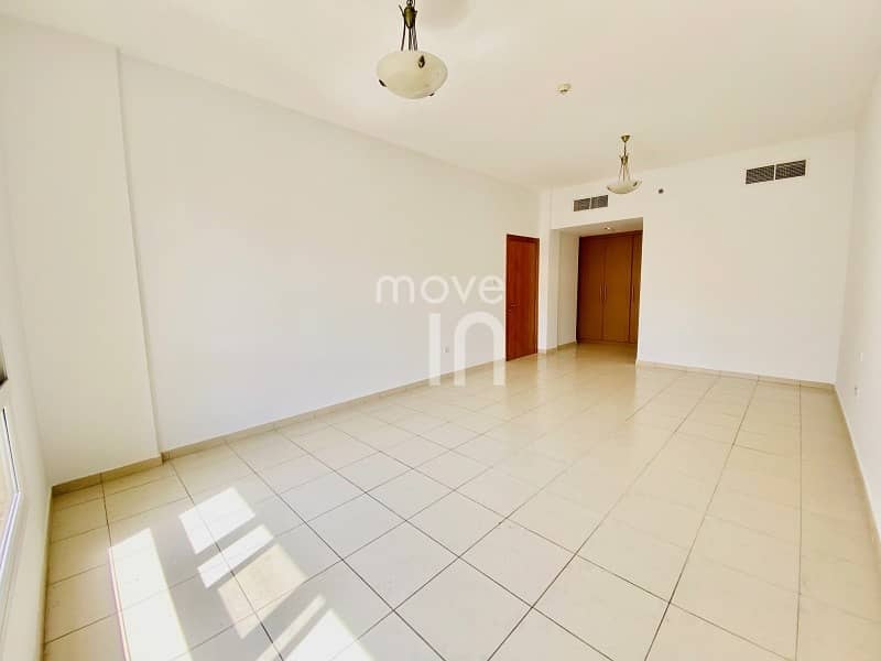 11 Spacious & Bright Apt 1 Bed in Florence 1