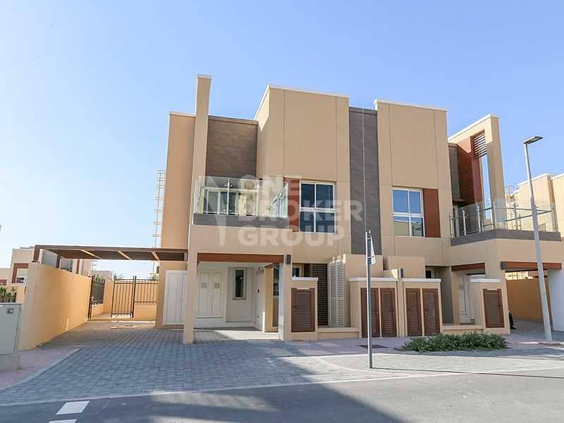 A Walk To The Park | Vastu | 3S4 | Single Row A Walk To The Park | Vastu | 3S4 | Single Row