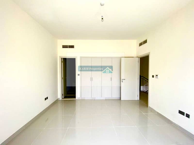 4 4 BED + MAID | HOT PRICE | URGENT FOR SALE | FULLY FURNISHED | TERRACE WITH BALCONY